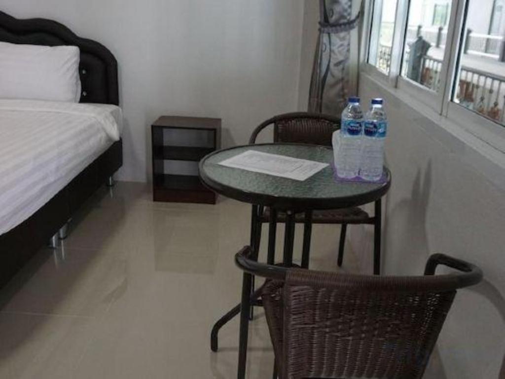 OYO 75394 Sakthong Grand Hotel Chiang Khong Buitenkant foto